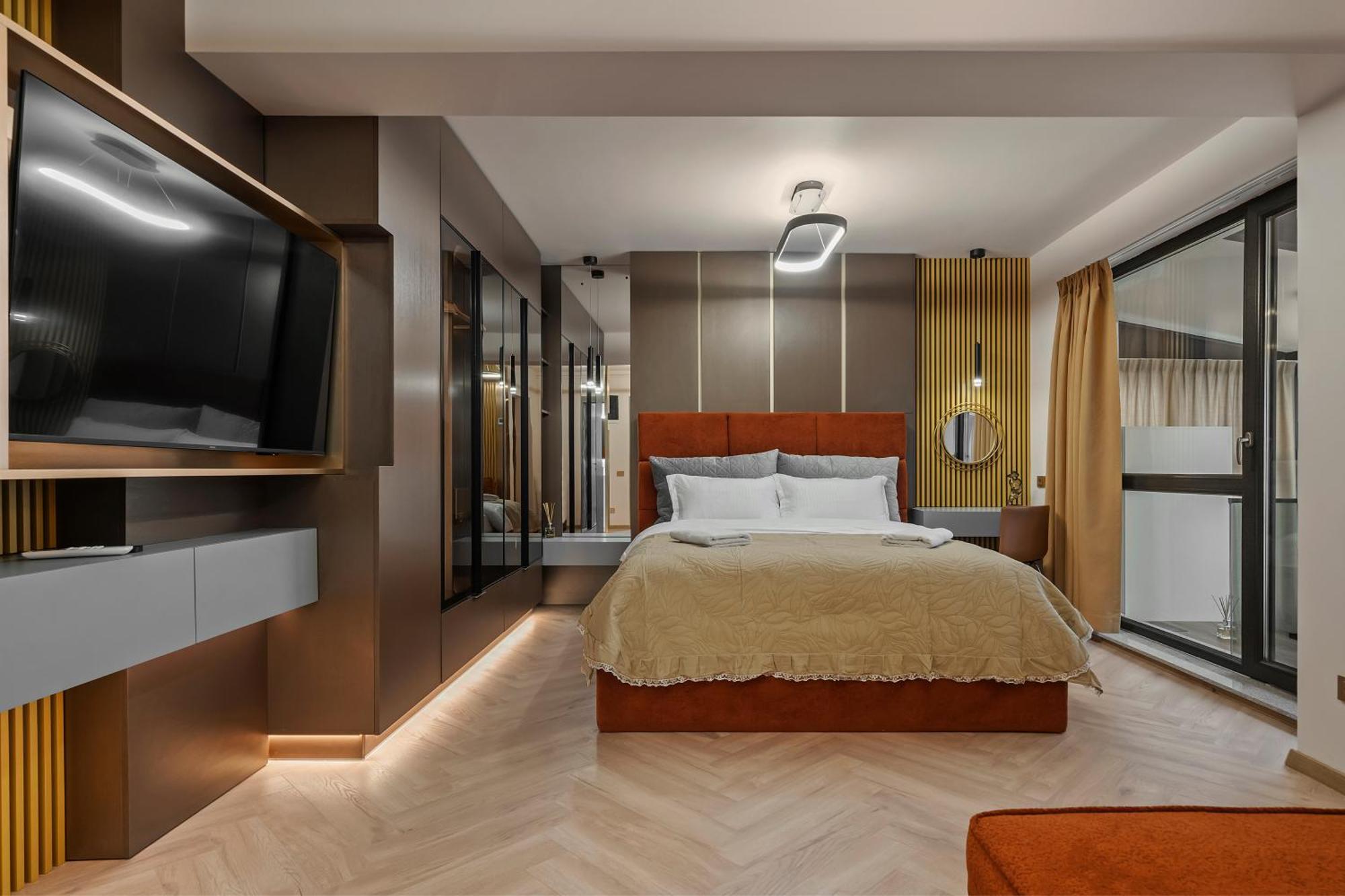 High-end With Terrace