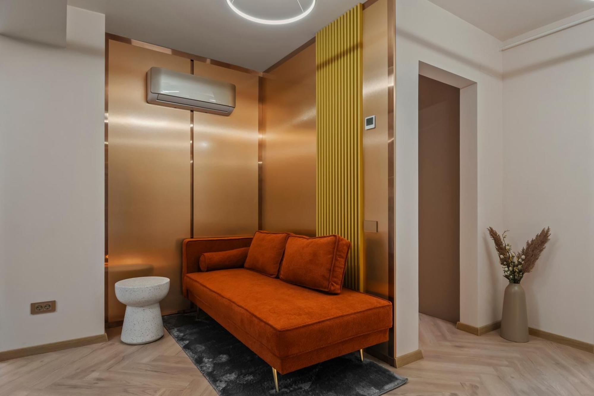 High-end With Terrace *
