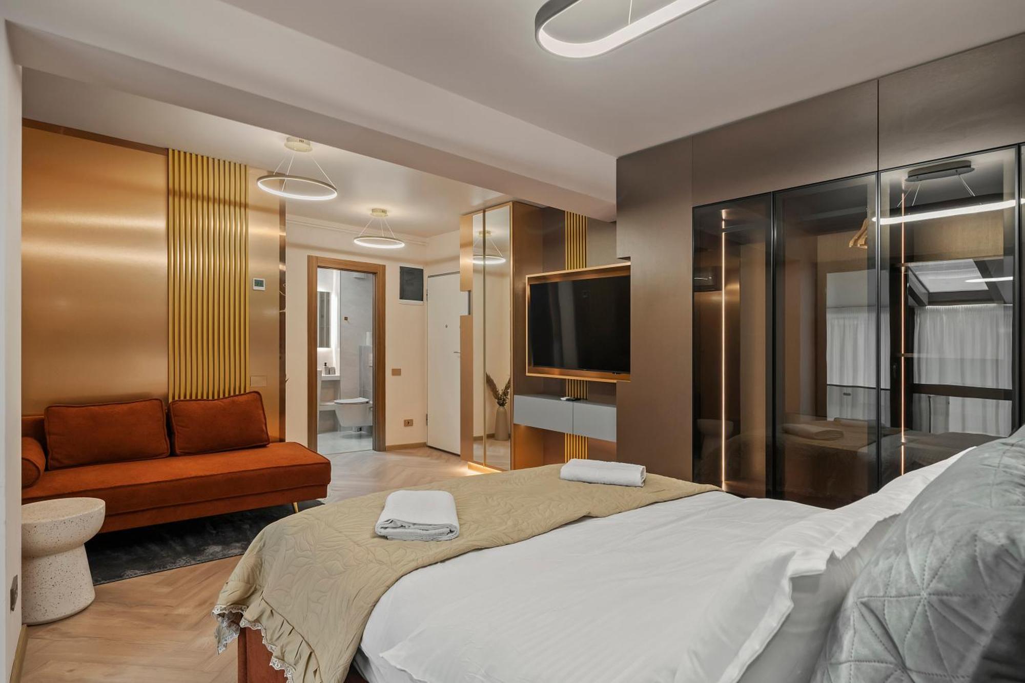 High-end With Terrace